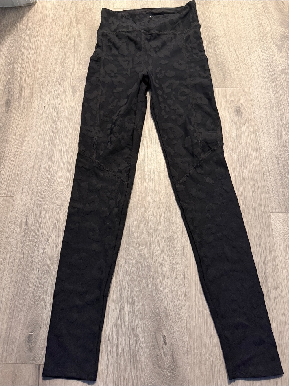 Twenty Black Textured High-Waist Leggings